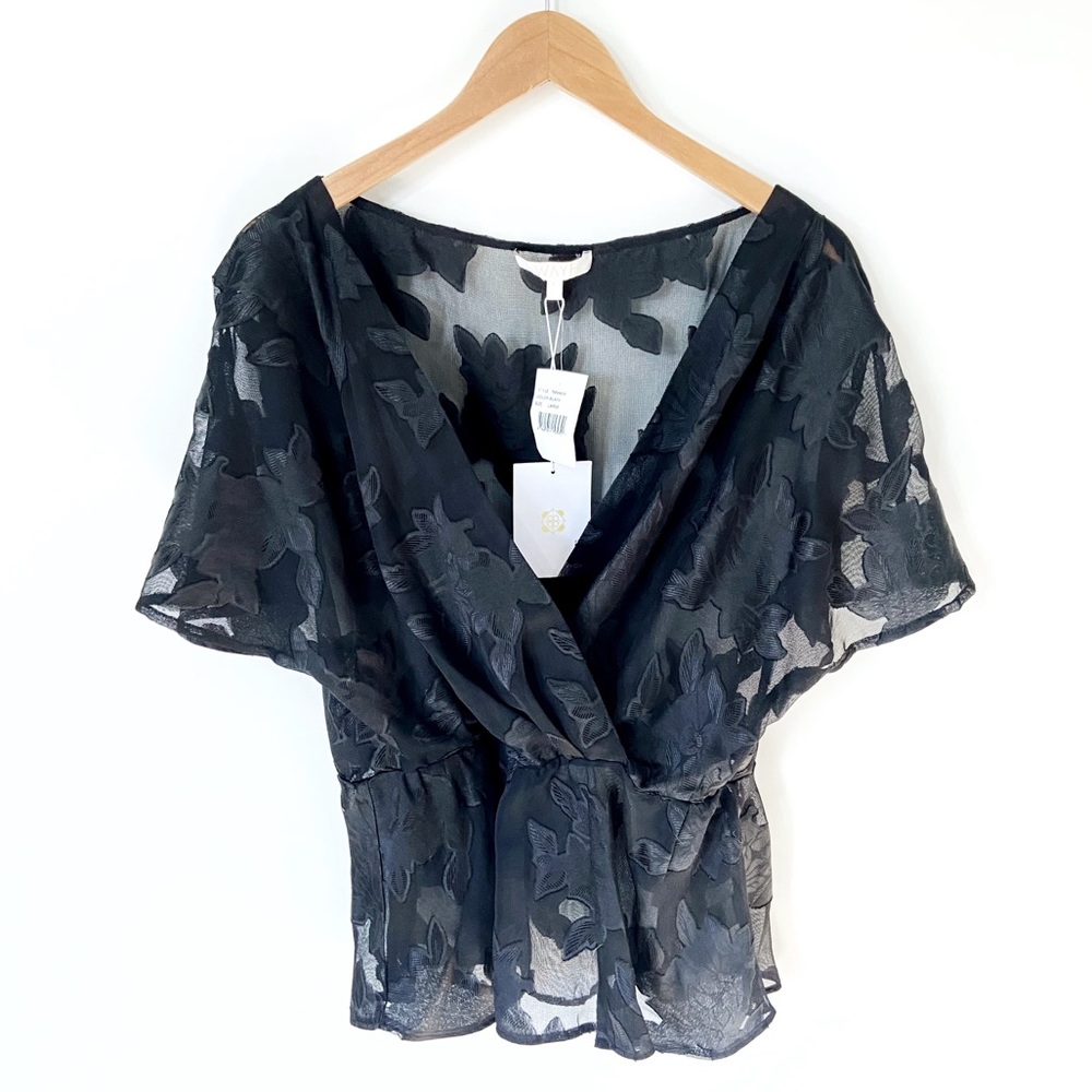 WAYF | NWT Black Mesh Floral Short Sleeve Top